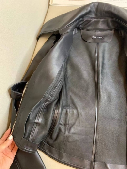 Куртка женская Tom Ford Артикул BMS-102998. Вид 3
