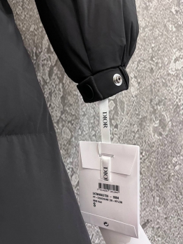 Пальто Christian Dior Артикул BMS-106430. Вид 2