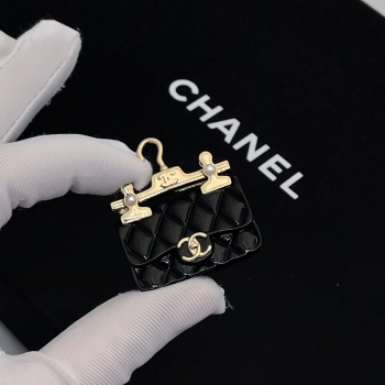 Брошь Chanel Артикул BMS-111906. Вид 1