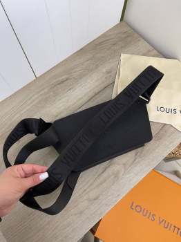 Сумка-слинг  Louis Vuitton Артикул BMS-114092. Вид 4