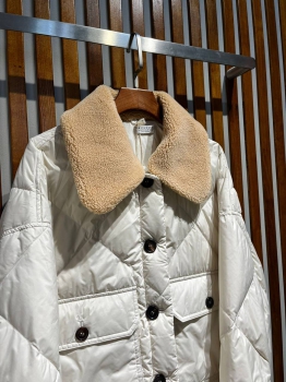  Куртка женская Brunello Cucinelli Артикул BMS-119187. Вид 3