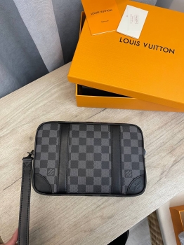 Борсетка  Louis Vuitton Артикул BMS-129097. Вид 1