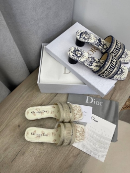 Шлепанцы Christian Dior Артикул BMS-130685. Вид 1