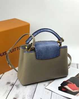 Сумка женская CAPUCINES  Louis Vuitton Артикул BMS-58505. Вид 2