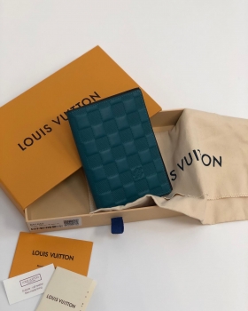 Обложка для паспорта Louis Vuitton Артикул BMS-61505. Вид 1
