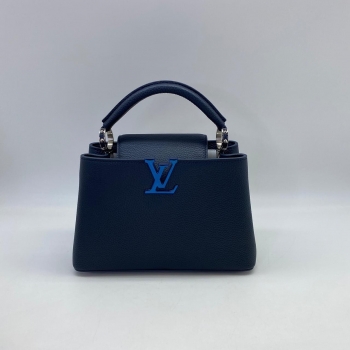 Сумка женская  CAPUCINES  Louis Vuitton Артикул BMS-58592. Вид 1