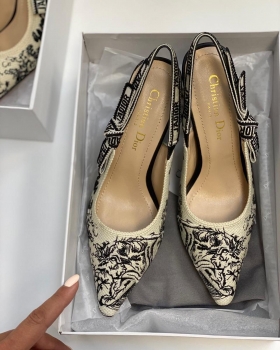 Туфли женские Christian Dior Артикул BMS-60690. Вид 2