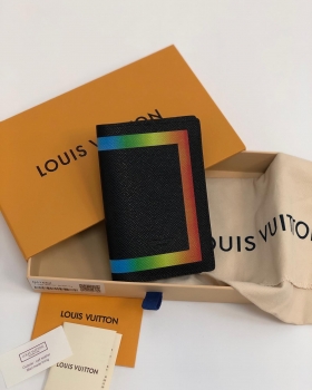 Обложка для паспорта Louis Vuitton Артикул BMS-61504. Вид 1