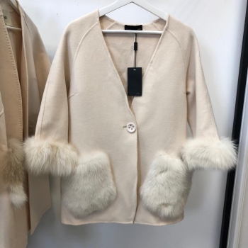 Пальто Fendi Артикул BMS-61695. Вид 1