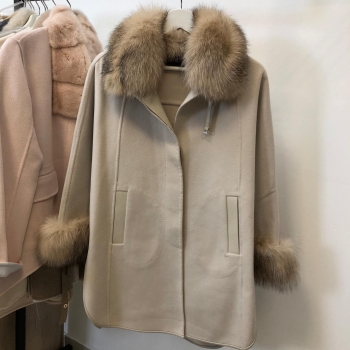 Пальто Loro Piana Артикул BMS-61570. Вид 1