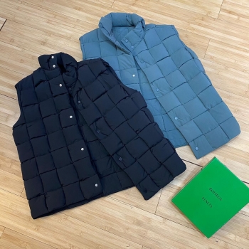 Жилет женский Bottega Veneta Артикул BMS-63070. Вид 1