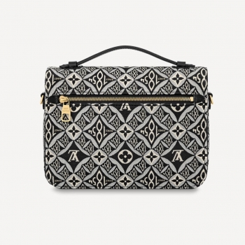 Сумка женская  Pochette Metis Louis Vuitton Артикул BMS-63908. Вид 3