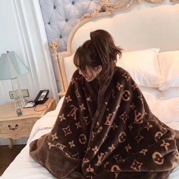 Плед Louis Vuitton Артикул BMS-64672. Вид 1