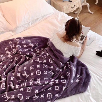 Плед Louis Vuitton Артикул BMS-64673. Вид 3