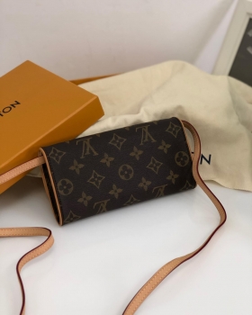 Сумка женская Louis Vuitton Артикул BMS-64903. Вид 2