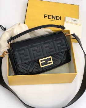 Сумка женская BAGUETTE Fendi Артикул BMS-66579. Вид 1