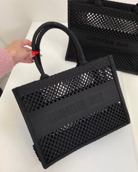 Сумка женская  Book Tote 36 см Christian Dior Артикул BMS-66769. Вид 1
