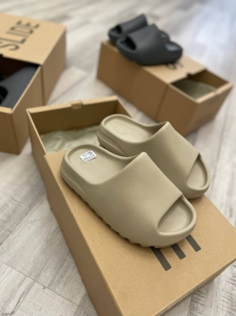 Slide Yeezy  Артикул BMS-132841. Вид 1