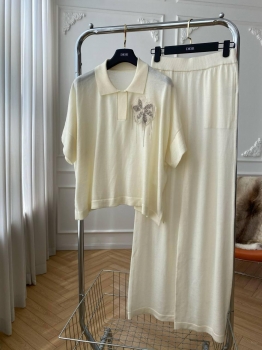 Костюм женский Brunello Cucinelli Артикул BMS-135079. Вид 1