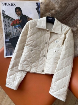 Куртка женская Prada Артикул BMS-135544. Вид 1