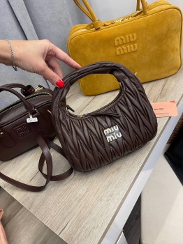 Сумка женская Miu Miu Артикул BMS-135570. Вид 1