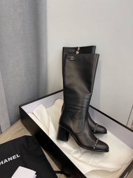 Сапоги  Chanel Артикул BMS-136102. Вид 1