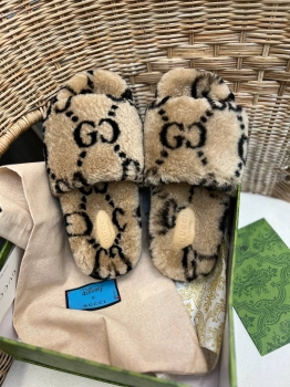 Меховые тапочки  Gucci Артикул BMS-136238. Вид 1