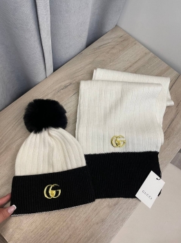 Комплект  Gucci Артикул BMS-136373. Вид 1