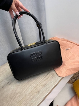  Сумка женская Miu Miu Артикул BMS-136362. Вид 1