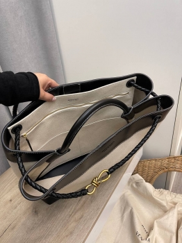 Сумка женская 42 см Bottega Veneta Артикул BMS-136368. Вид 2