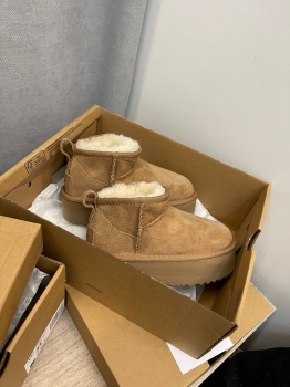 UGG Ugg Australia Артикул BMS-136646. Вид 1