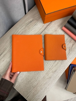 Блокнот Hermes Артикул BMS-139928. Вид 1