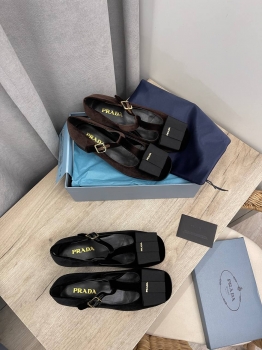 Туфли Prada Артикул BMS-140169. Вид 1