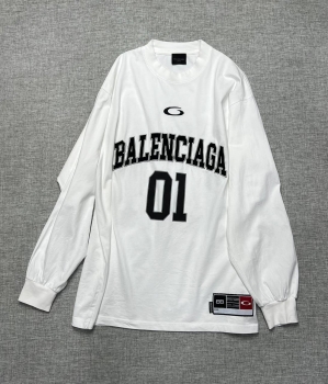 Толстовка  Balenciaga Артикул BMS-140251. Вид 1