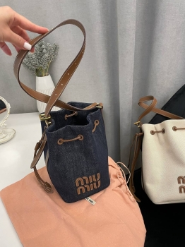 Сумка женская  Miu Miu Артикул BMS-140488. Вид 1
