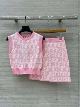 Костюм женский  Fendi Артикул BMS-140905. Вид 1