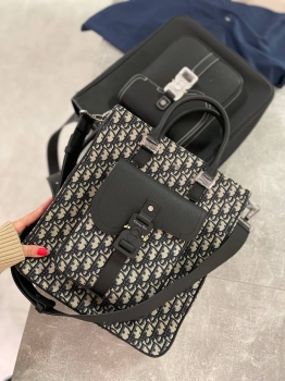 Сумка мужская Christian Dior Артикул BMS-143428. Вид 1