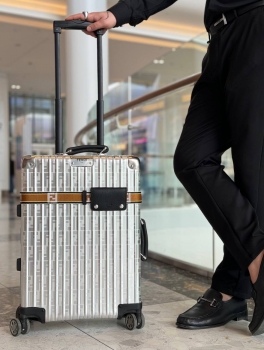 Чемодан в ручную кладь Fendi Артикул BMS-143947. Вид 1