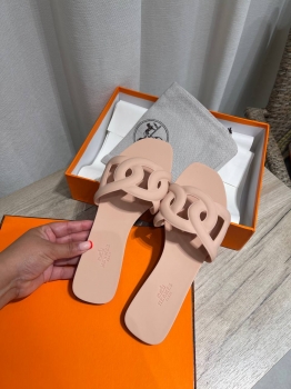 Шлепанцы Hermes Артикул BMS-146570. Вид 1