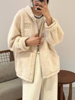 Дубленка Miu Miu Артикул BMS-149235. Вид 1