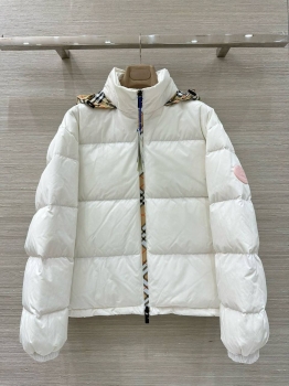 Пуховик Burberry Артикул BMS-149958. Вид 1