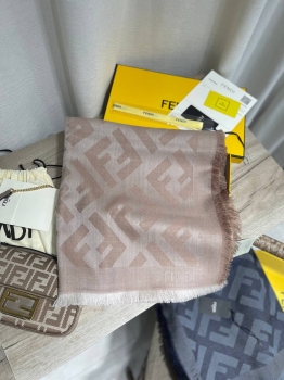 Платок Fendi Артикул BMS-150814. Вид 1