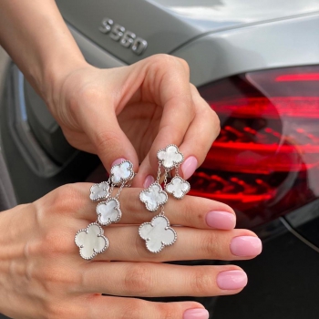 Серьги  Van Cleef Артикул BMS-56989. Вид 1