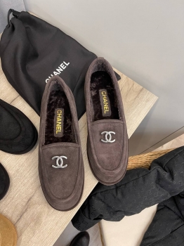 Меховые лоферы Chanel Артикул BMS-136483. Вид 1