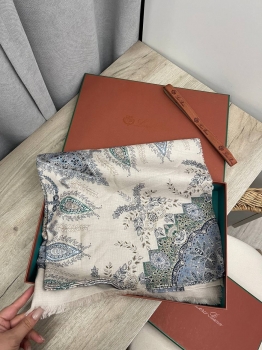 Платок Loro Piana Артикул BMS-137558. Вид 1