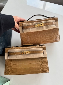 Сумка женская Kelly Pochette Hermes Артикул BMS-138493. Вид 1