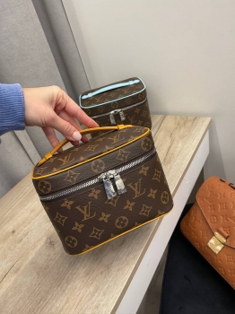 Несессер  Nice mini из вощеной канвы Monogram Macassar Louis Vuitton Артикул BMS-139784. Вид 1