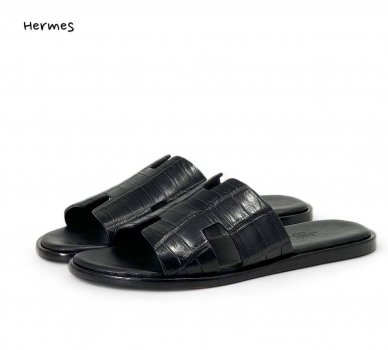 Шлепанцы Hermes из натуральной кожи крокодила  Hermes Артикул BMS-139998. Вид 1