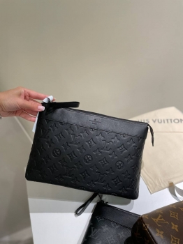 Папка Louis Vuitton Артикул BMS-146279. Вид 1