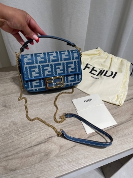 Сумка женская  Fendi Артикул BMS-146285. Вид 1